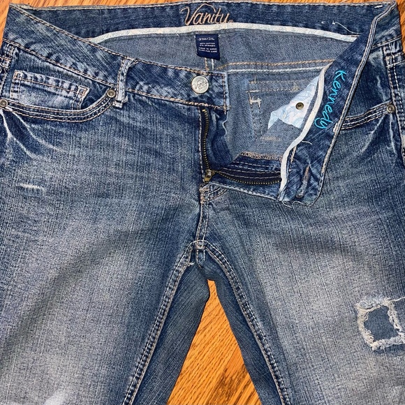 Vanity Jeans Womens Kennedy Low Rise Flare Wide Leg Distressed Dark Denim - Picture 4 of 12